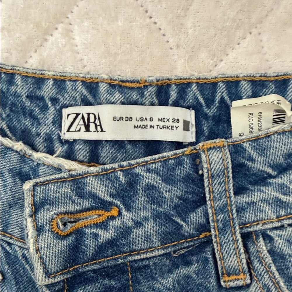 Zara Blue Wide Leg Jeans with Stud Detailing - Picture 4 of 5